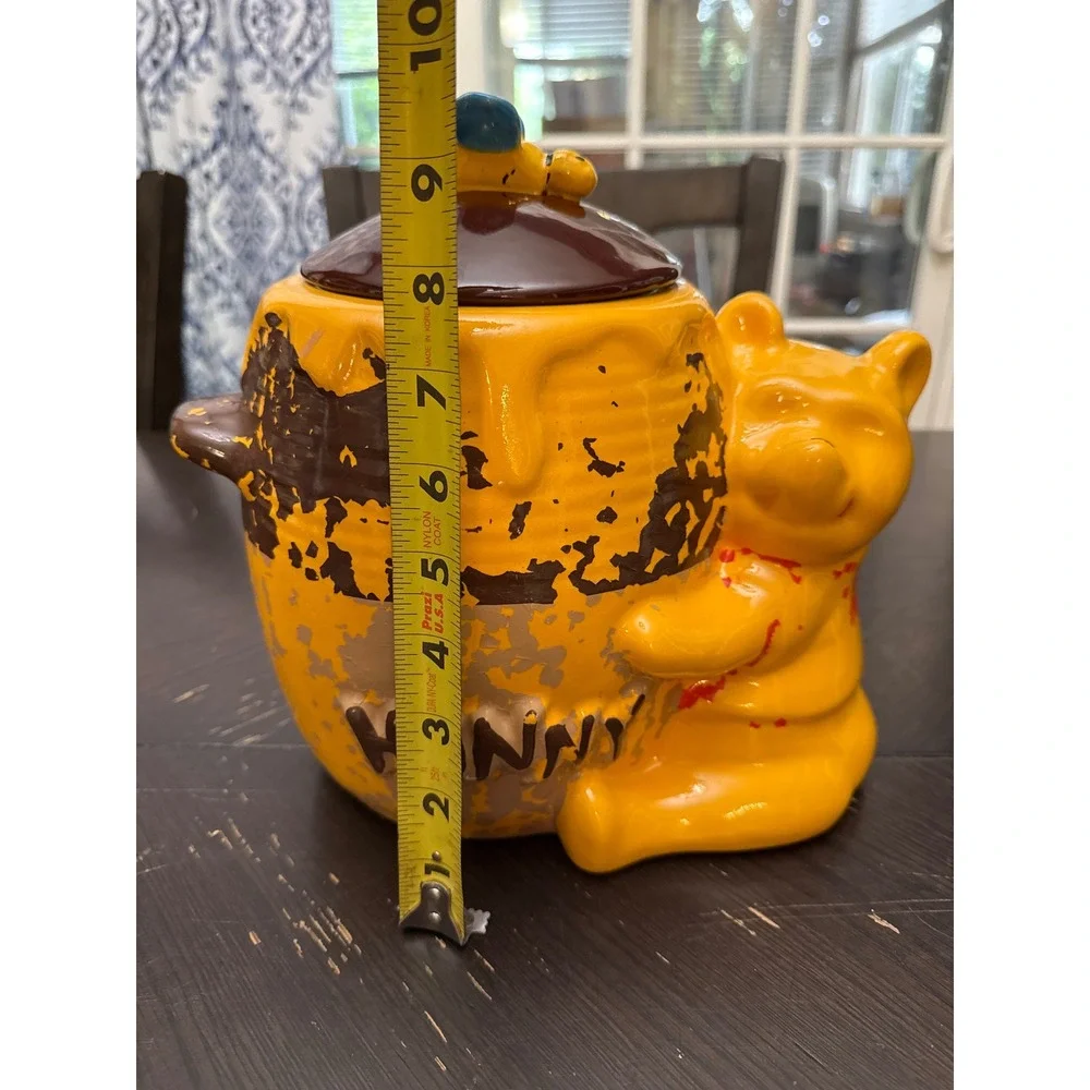 Vintage Disney Winnie the Pooh Hunny Pot Ceramic Cookie Jar Bee Lid 8.5 Inch